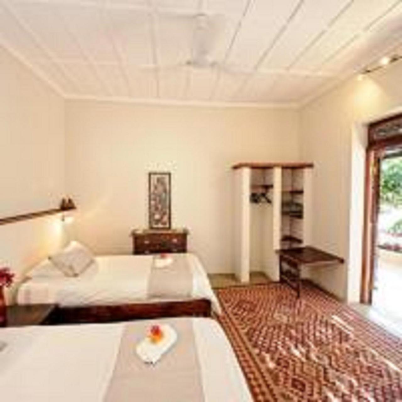 Отель Waterberg Guest Farm Экстерьер фото