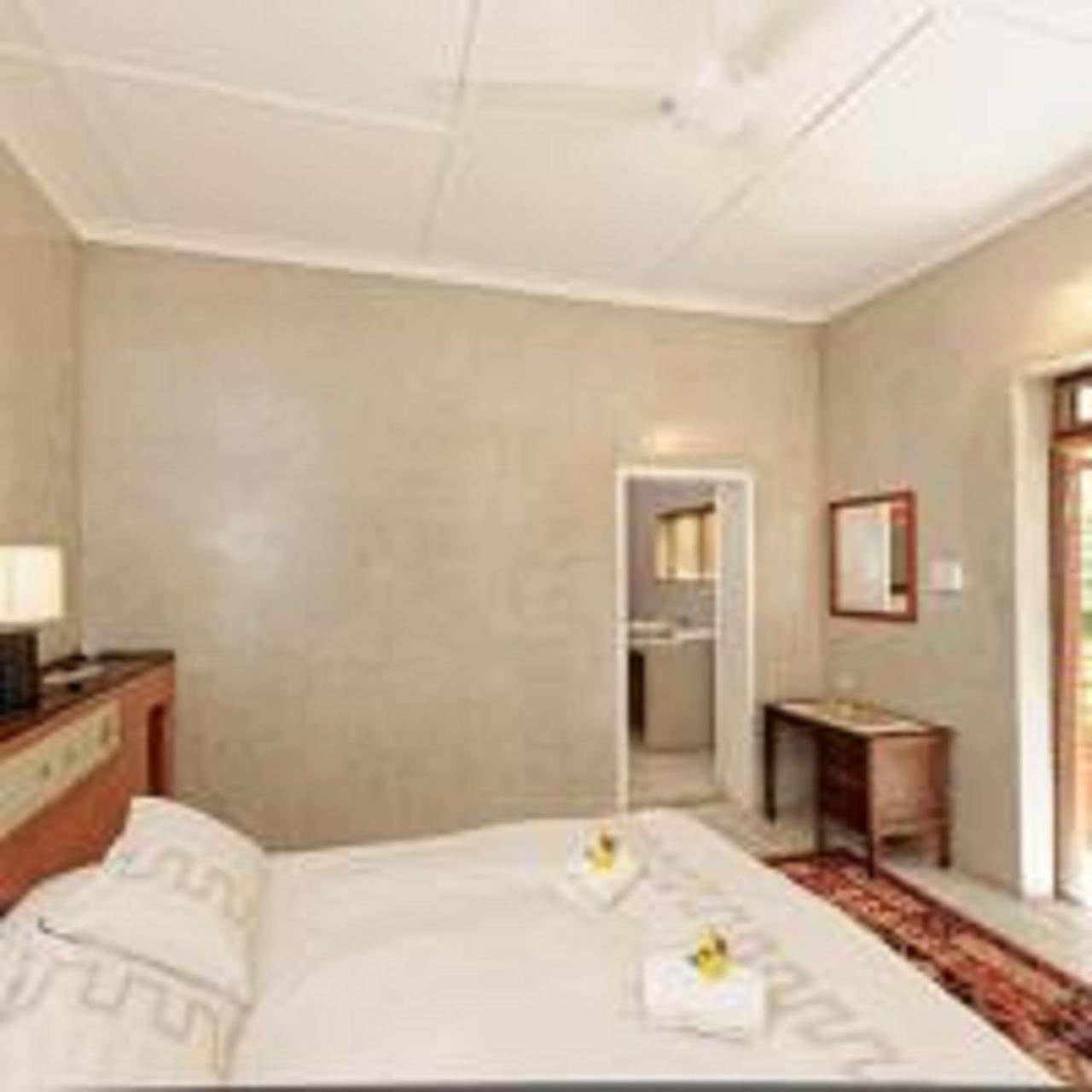 Отель Waterberg Guest Farm Экстерьер фото